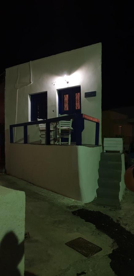 Leiva Room Perissa  Exterior photo