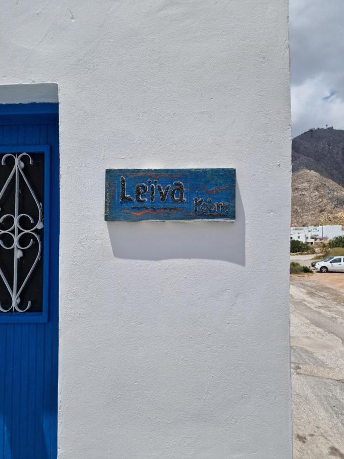 Leiva Room Perissa  Exterior photo